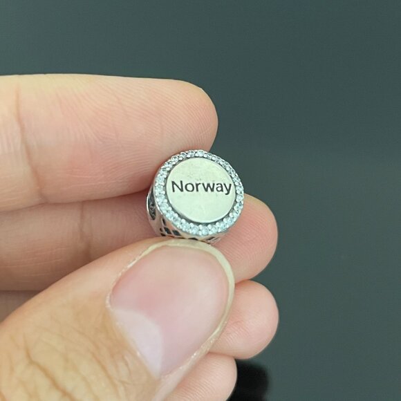 Pandora Norway Flag pendant - Picture 6 of 6